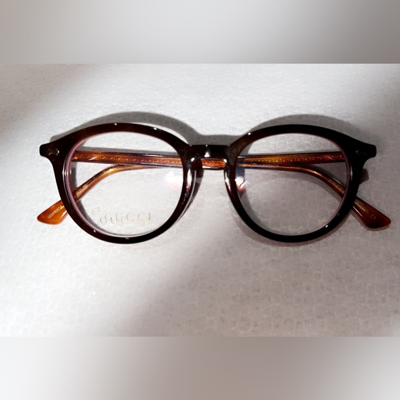 Gucci eye glasses - Picture 1 of 3